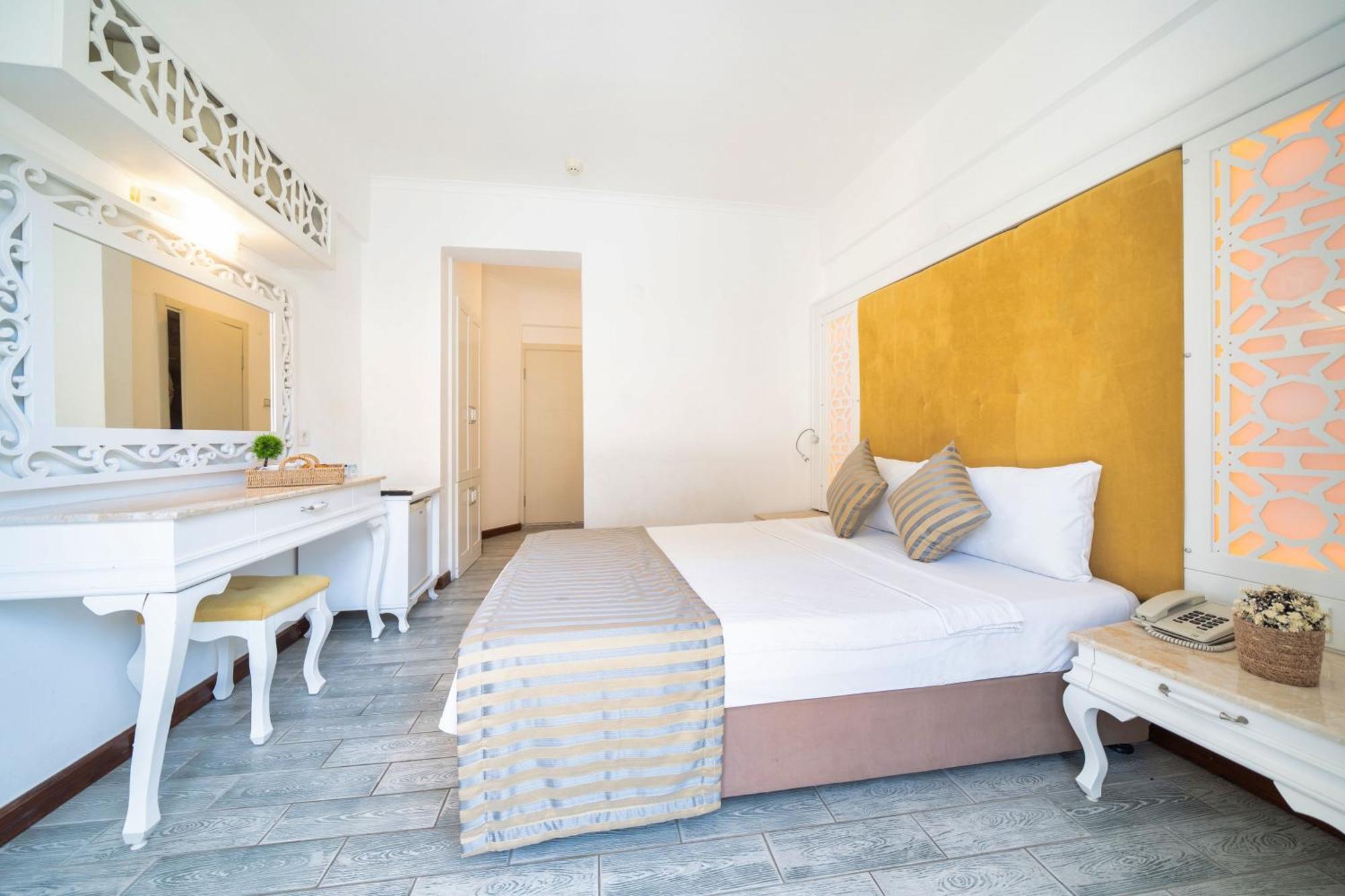 Ata Lagoon Beach Hotel Олюденіз Екстер'єр фото