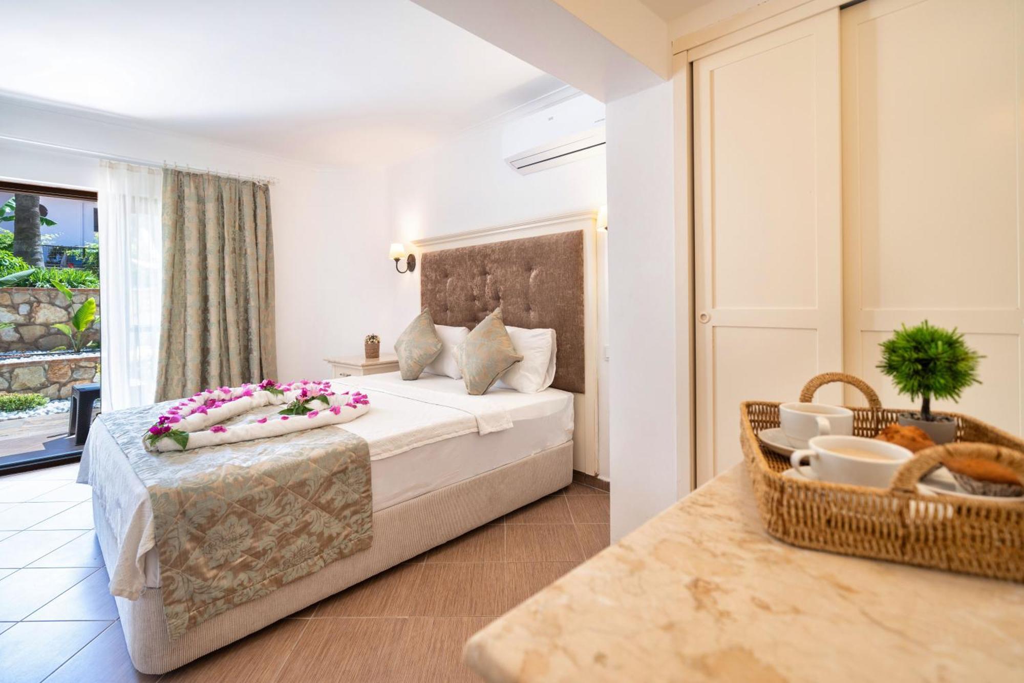 Ata Lagoon Beach Hotel Олюденіз Екстер'єр фото