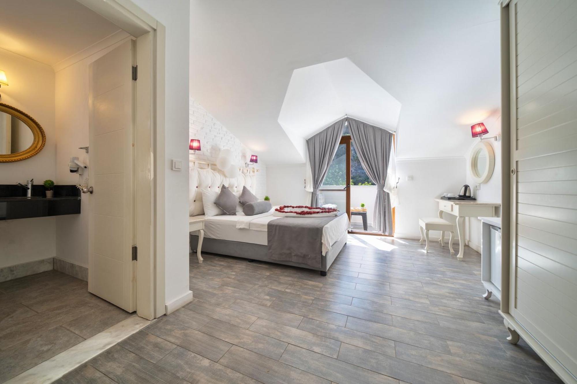 Ata Lagoon Beach Hotel Олюденіз Екстер'єр фото