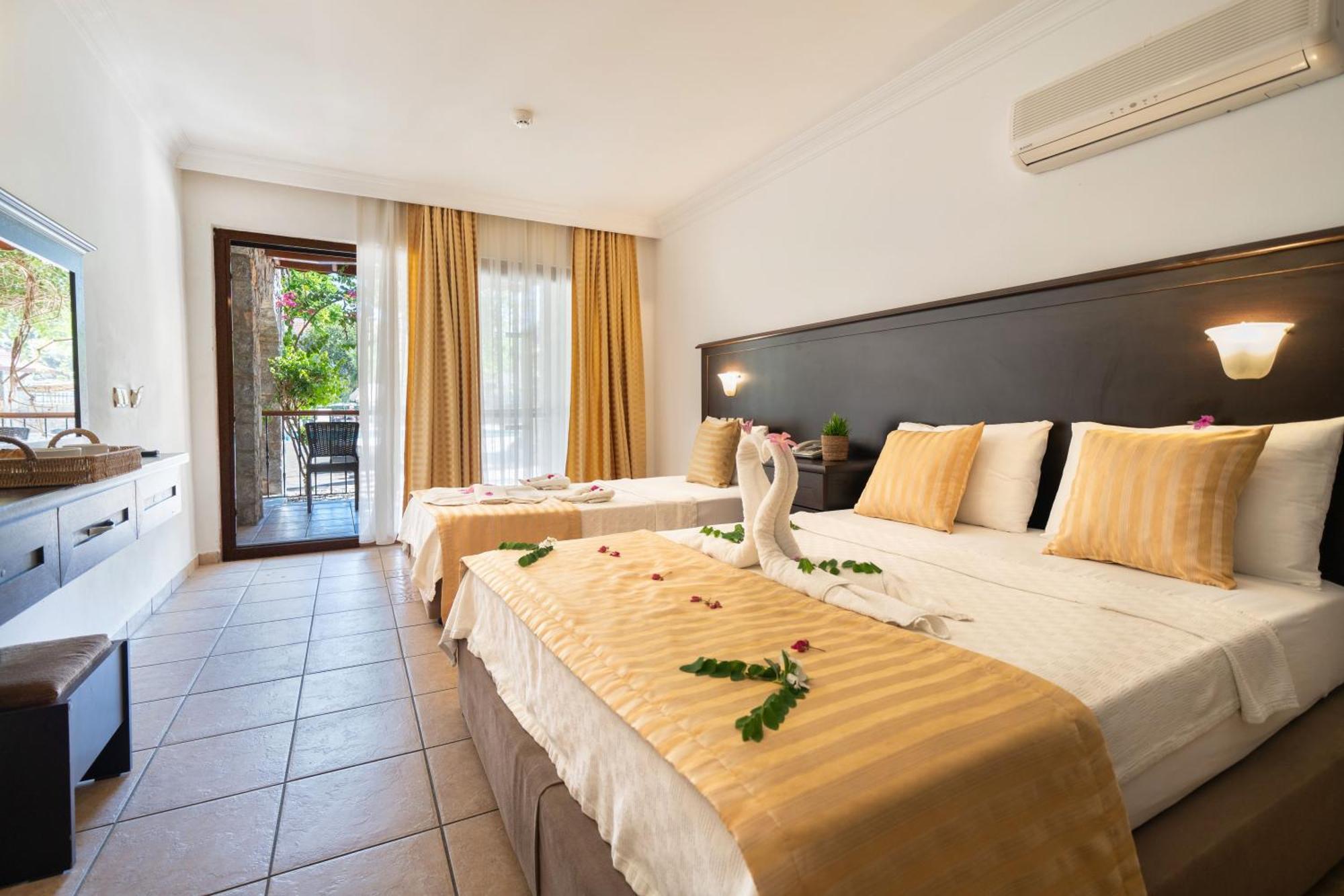 Ata Lagoon Beach Hotel Олюденіз Екстер'єр фото